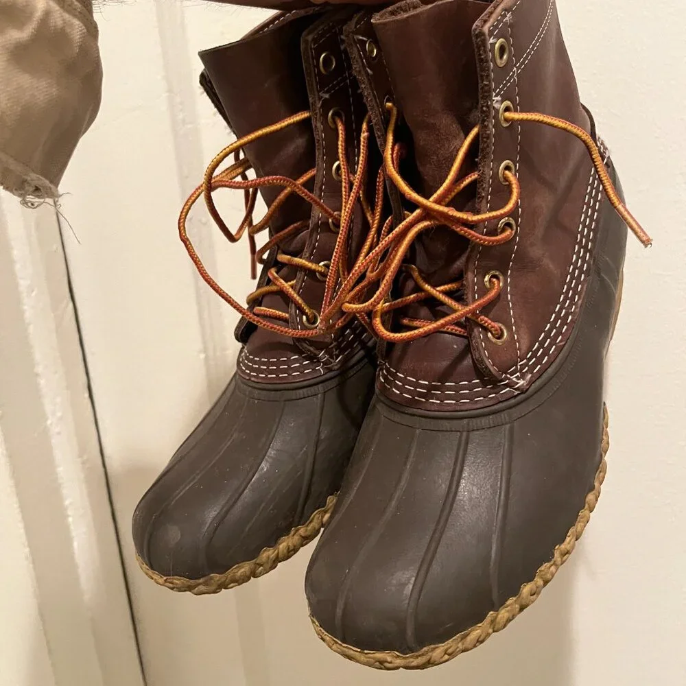 Classic LLBean Men's Bean Boots, 8" - Brown/Tan Opaque - Mens 9 Medium - Picture 2 of 4